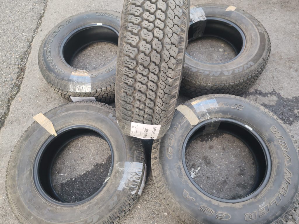 225/75R16 102S Wrangler Goodyear 4 Mevsim Lastiği