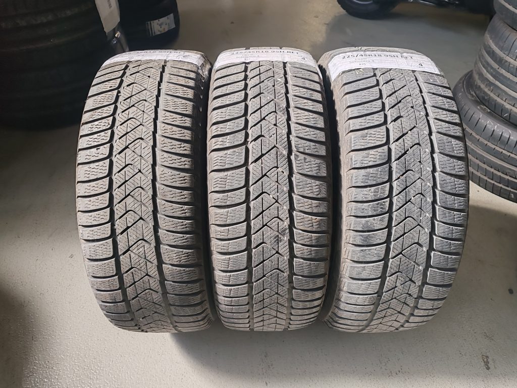 225/45R18 95H Sottozero Series 3 RFT Pirelli Kış Lastiği